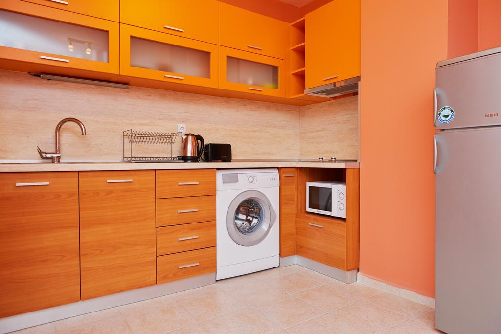 Apartments Dimitrovi Поморие Экстерьер фото